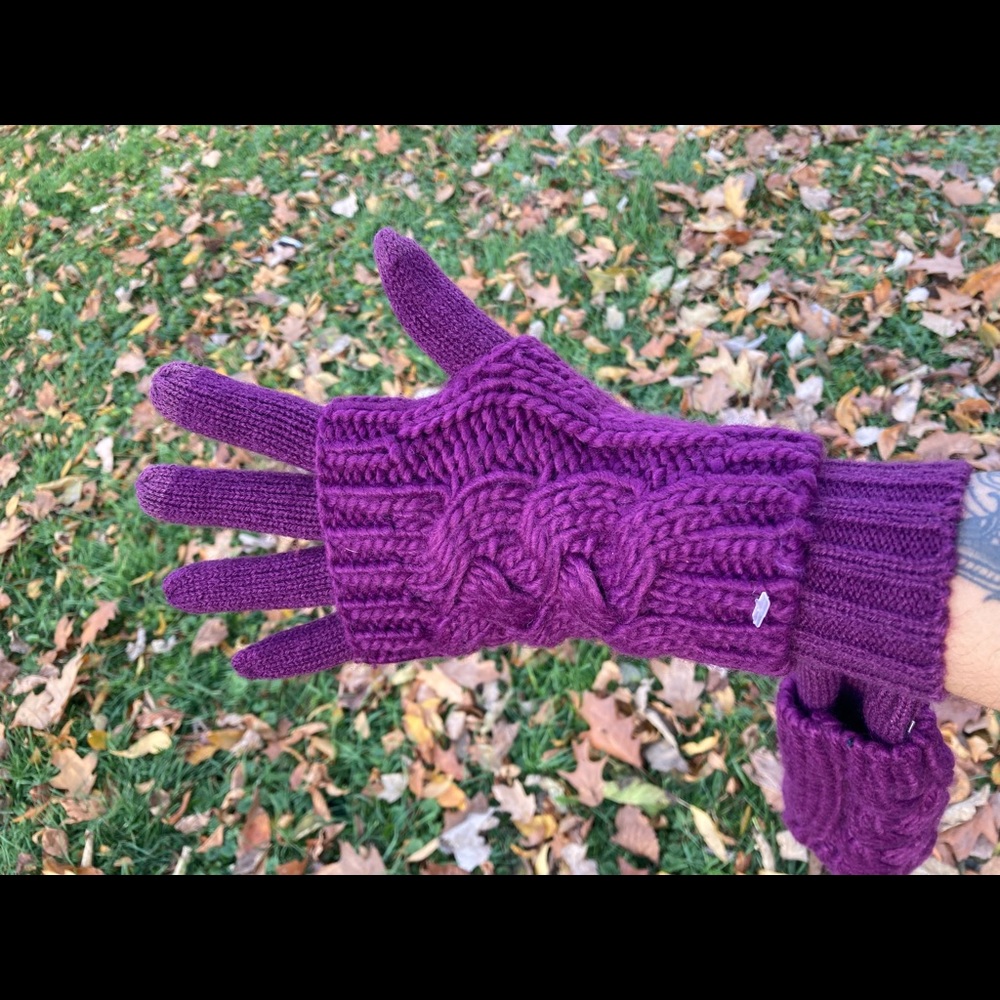 Purple Knit Gloves